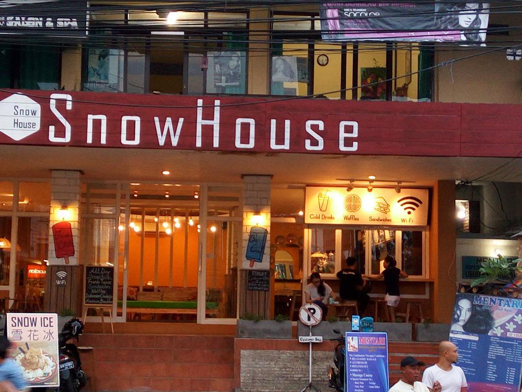 独特寄宿酒店 乌布 外观 照片
